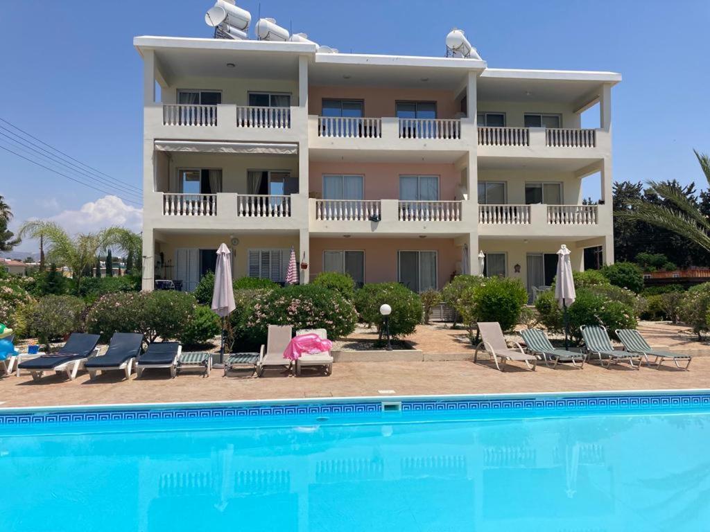 Diana 49 Apartment Paphos Ngoại thất bức ảnh