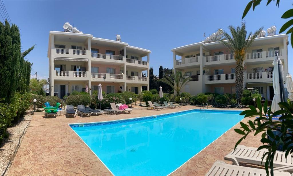 Diana 49 Apartment Paphos Ngoại thất bức ảnh