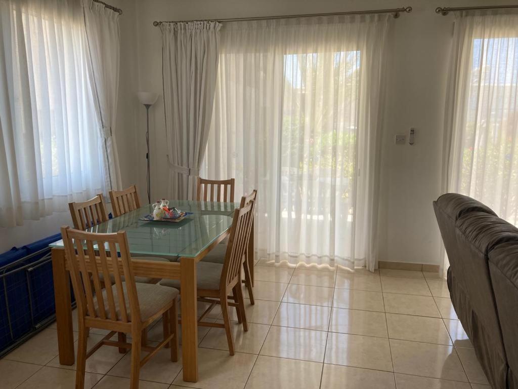 Diana 49 Apartment Paphos Ngoại thất bức ảnh