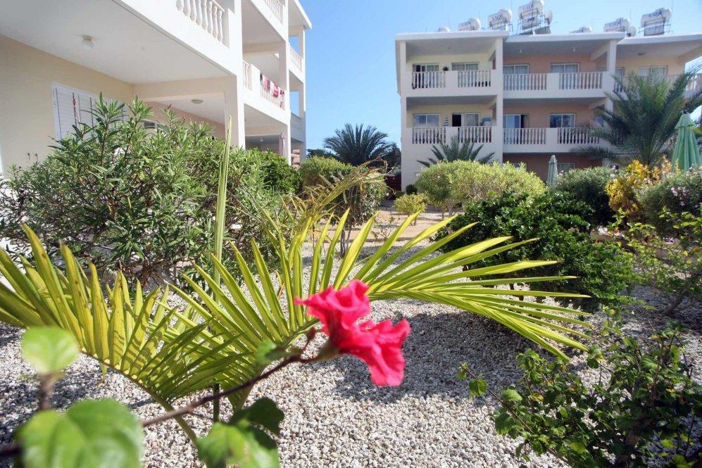 Diana 49 Apartment Paphos Ngoại thất bức ảnh
